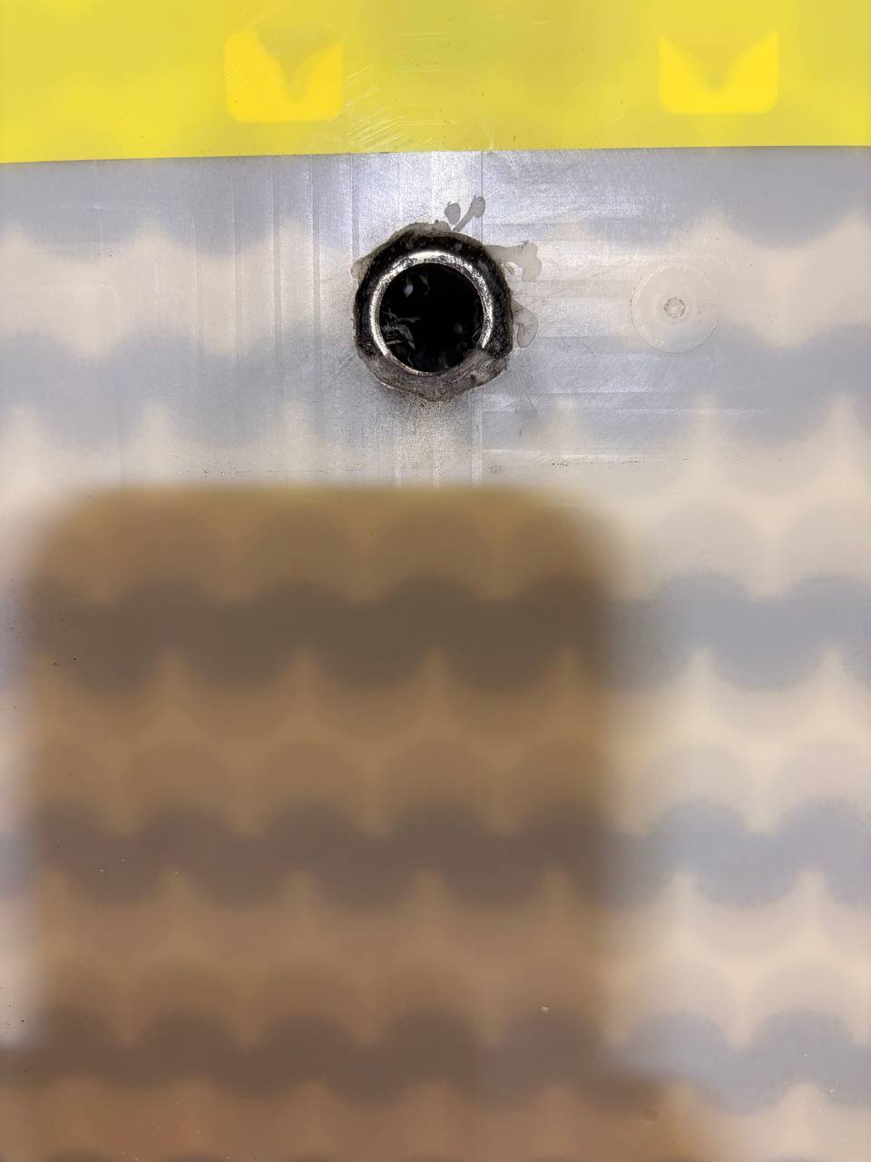 Access to the faulty cell is drilled through the module wall